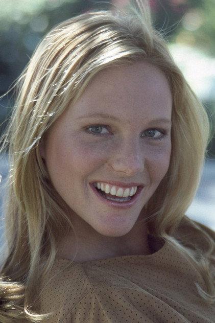 Amy Steel - Actor Profile Photo