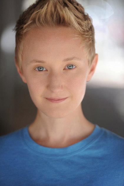 Em Grosland - Actor Profile Photo