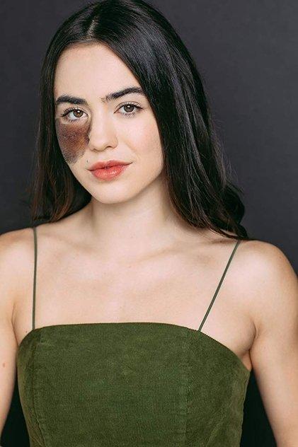Cassandra Naud - Actor Profile Photo