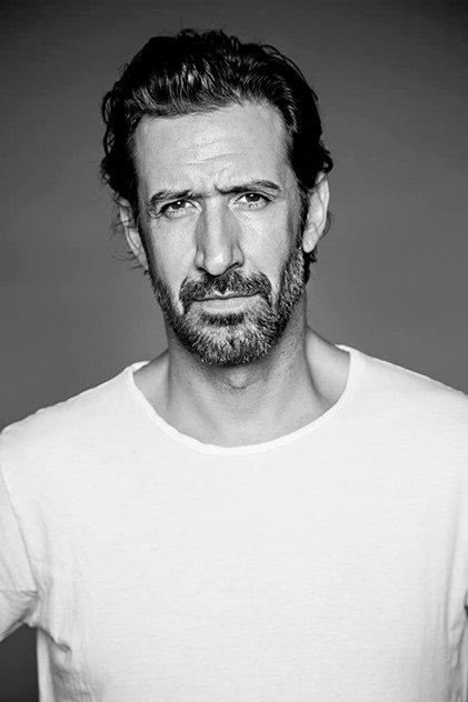 José María Yázpik - Actor Profile Photo