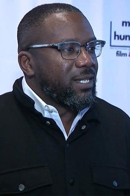 Carl Coulanges - Actor Profile Photo