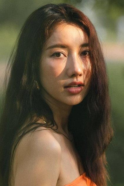 Thanwaporn Nasombat - Actor Profile Photo