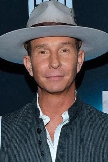 Erik Rubín - Actor Profile Photo