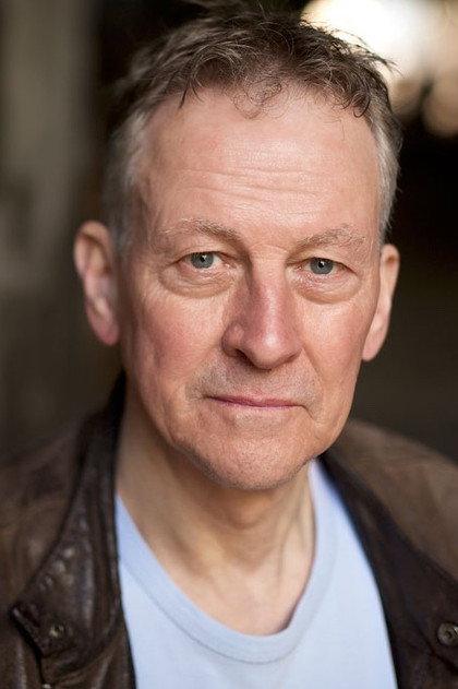 Iain MacRae - Actor Profile Photo
