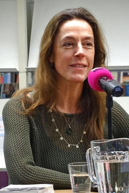 Mirjam van Hengel - Actor Profile Photo
