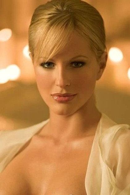 Divini Rae - Actor Profile Photo