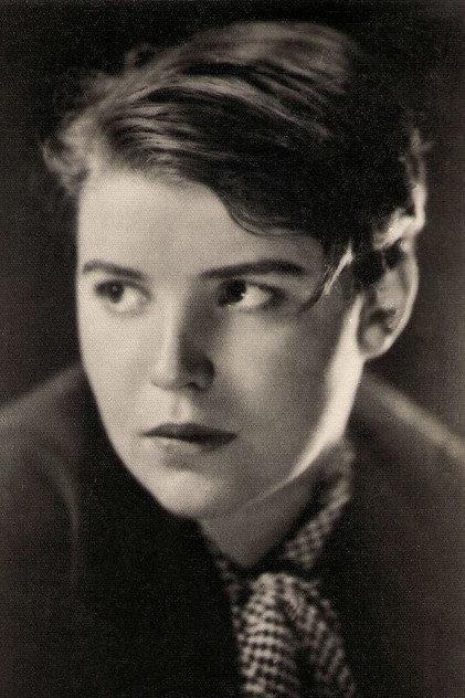 Toni van Eyck - Actor Profile Photo