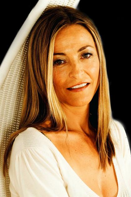 Amanda Donohoe - Actor Profile Photo