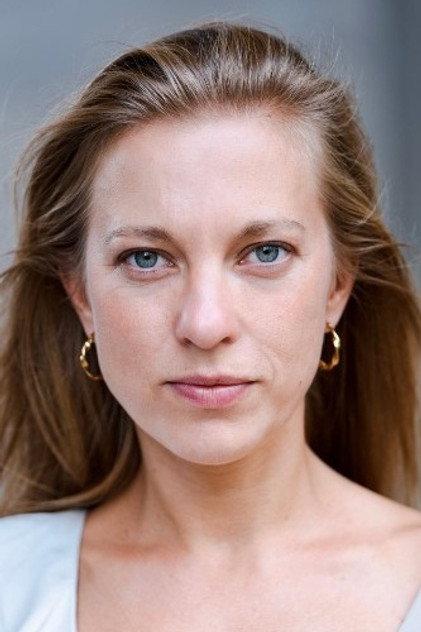 Hannah Prasse - Actor Profile Photo