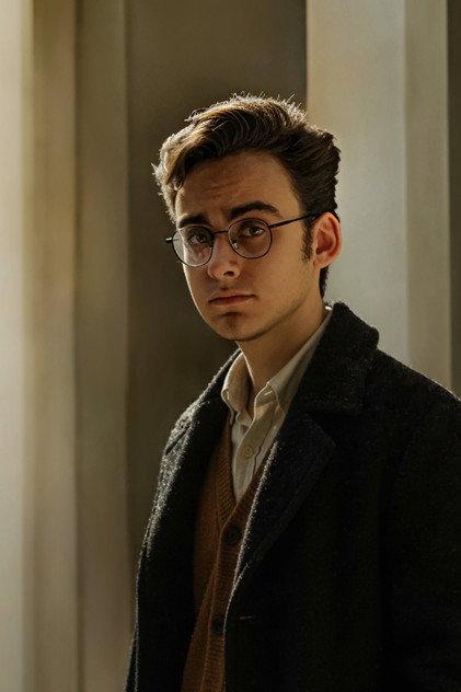 Mir Brustenga - Actor Profile Photo