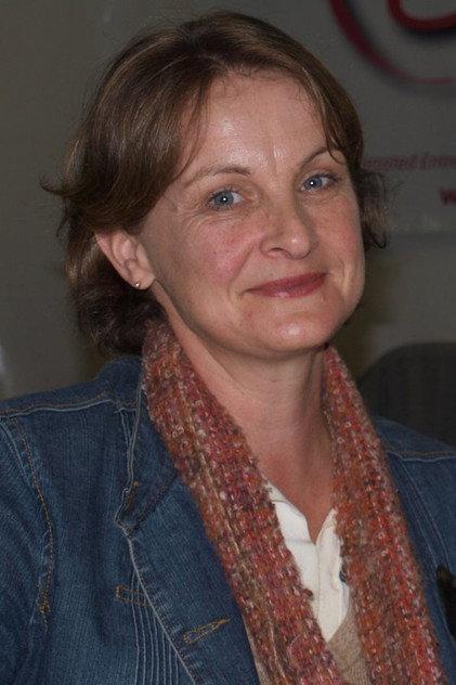 Carolyn Coates - Actor Profile Photo