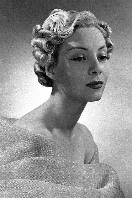 Helen Bennett - Actor Profile Photo