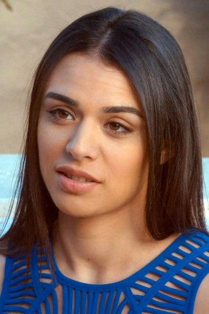Margaux Némé - Actor Profile Photo