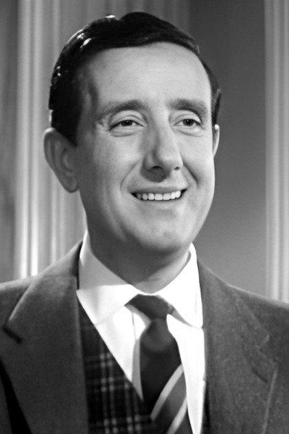 Manolo Gómez Bur - Actor Profile Photo