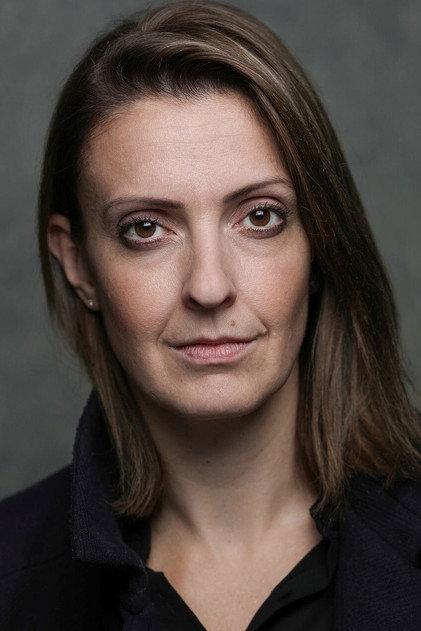 Steph Parry - Actor Profile Photo
