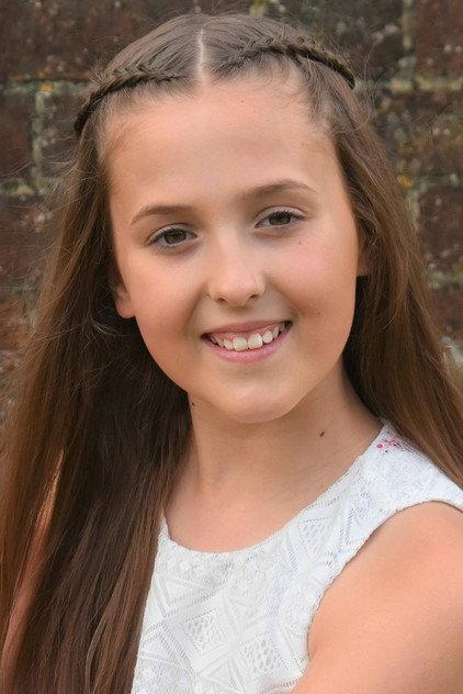 Anya Evans - Actor Profile Photo