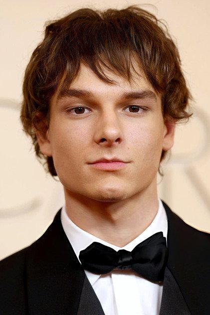 Mason Thames - Actor Profile Photo