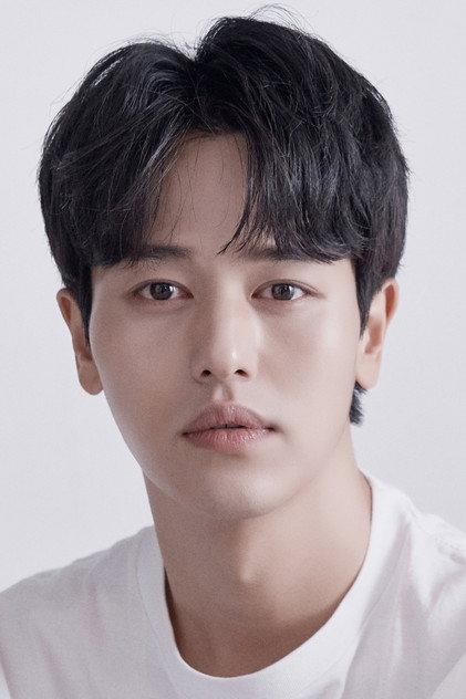 Lee Jung-hyoung - Actor Profile Photo