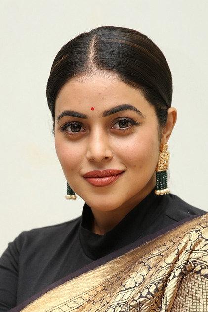 Poorna - Actor Profile Photo