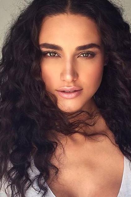 Débora Nascimento - Actor Profile Photo