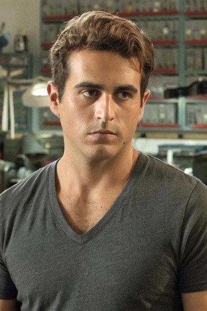 Lawrence Nicols - Actor Profile Photo
