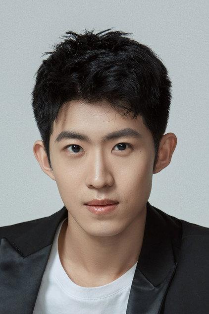 Zhou Xiaoyi - Actor Profile Photo