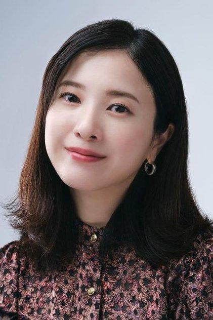 Yuriko Yoshitaka - Actor Profile Photo