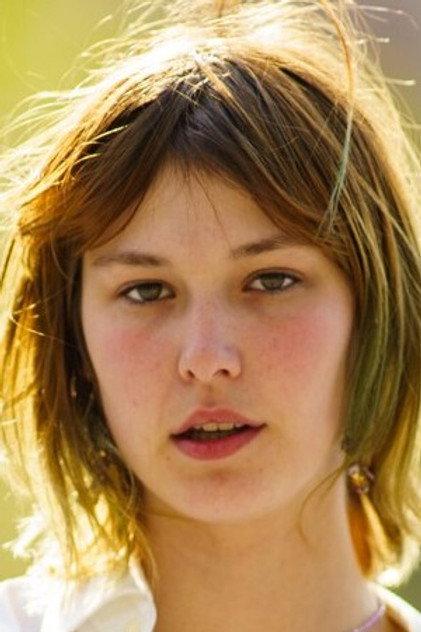 Mathil Weich - Actor Profile Photo