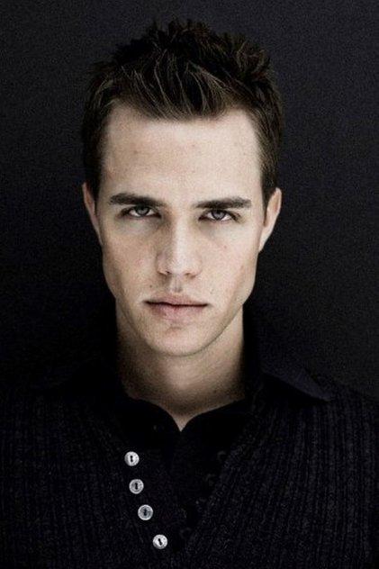 Chris Olivero - Actor Profile Photo