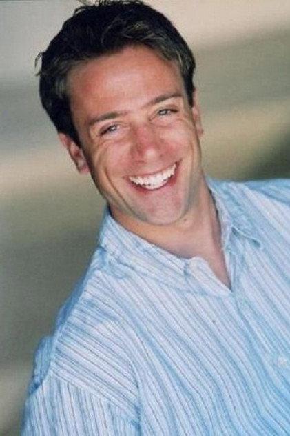 Justin Foley - Actor Profile Photo