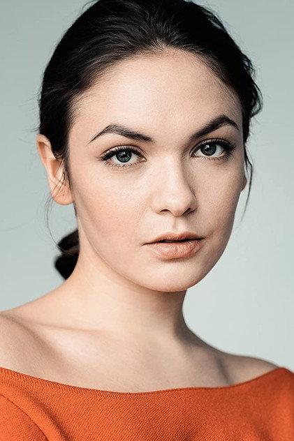 Emma Nova - Actor Profile Photo