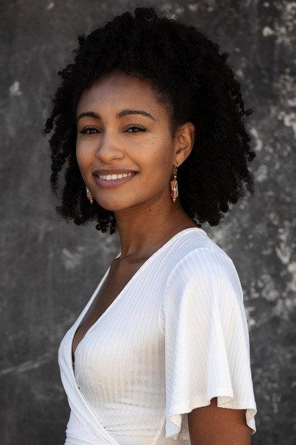 Natalie Simpson - Actor Profile Photo