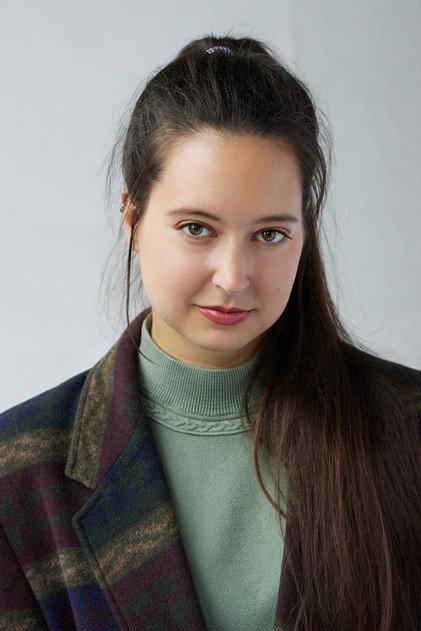 Catherine Côté-Moïsescu - Actor Profile Photo