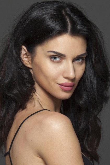 Scarlett Mellish Wilson - Actor Profile Photo