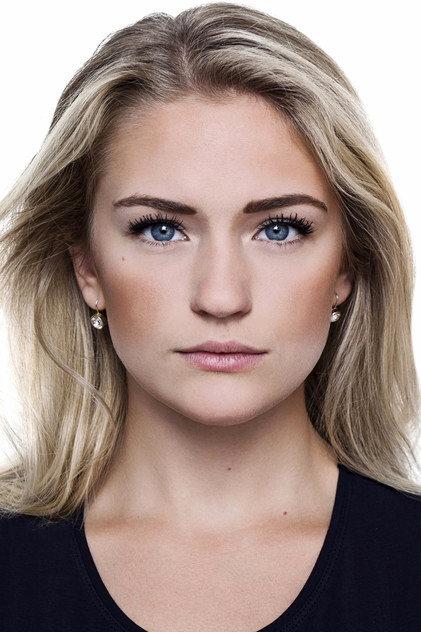 Alicia Agneson - Actor Profile Photo