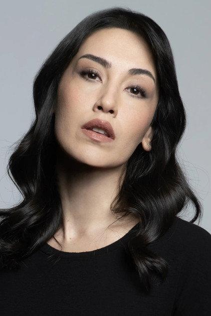 Neslihan Arslan - Actor Profile Photo