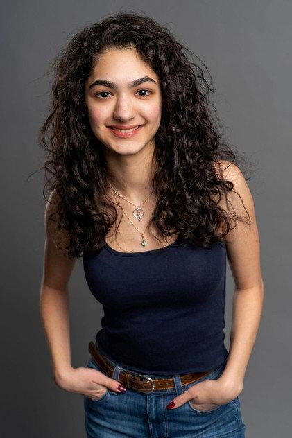 Lina Sennia - Actor Profile Photo