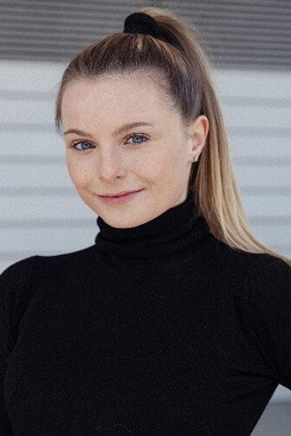 Julia Niegel - Actor Profile Photo