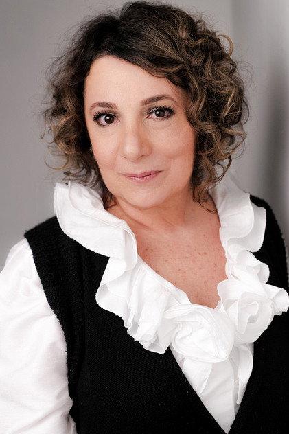 Lulu Pavarin - Actor Profile Photo