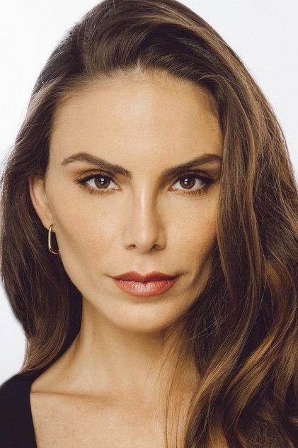Nina Seničar - Actor Profile Photo
