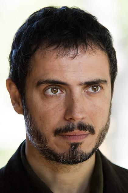 Julio Manrique - Actor Profile Photo