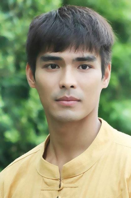 Pitipon Porntrisat - Actor Profile Photo