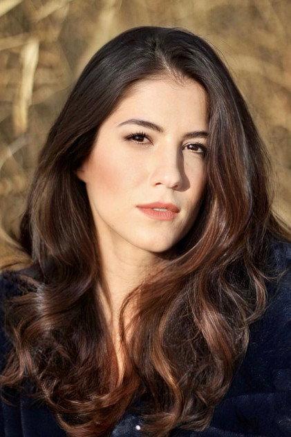 Ecem Aydin - Actor Profile Photo