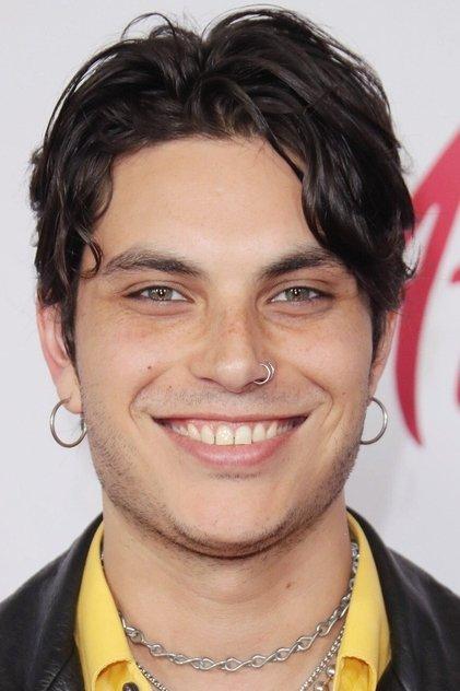 Samuel Larsen - Actor Profile Photo