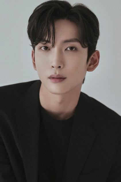 Moon Kang-hyuk - Actor Profile Photo