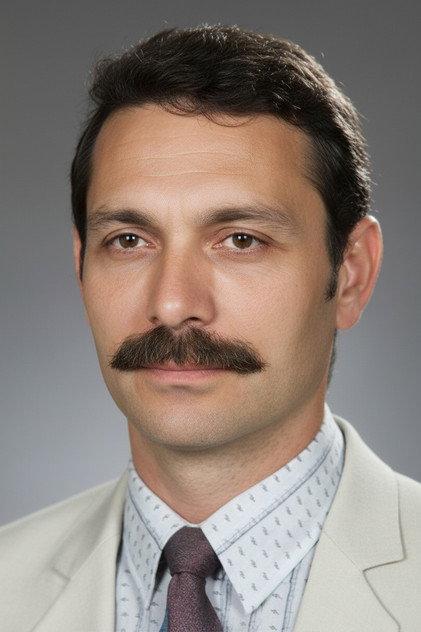 Dündar Aydınlı - Actor Profile Photo