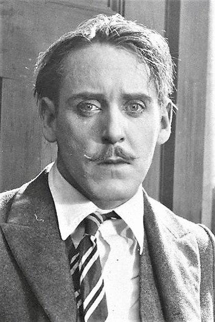 Robert Cain - Actor Profile Photo