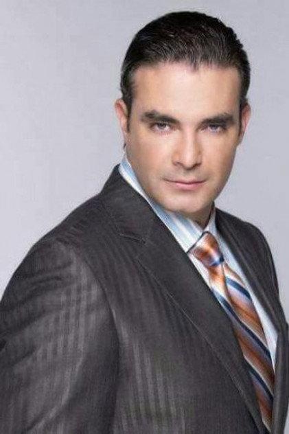 Mauricio Islas - Actor Profile Photo