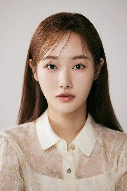 Son Ji-young - Actor Profile Photo