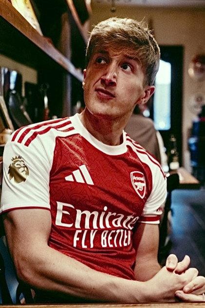 Tom Acres - Actor Profile Photo
